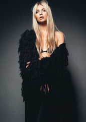 Schwarze Strickjacke mit Fransen