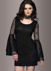 Schwarzes Kleid mit Trompetenärmeln mit Totenkopf Verzierung